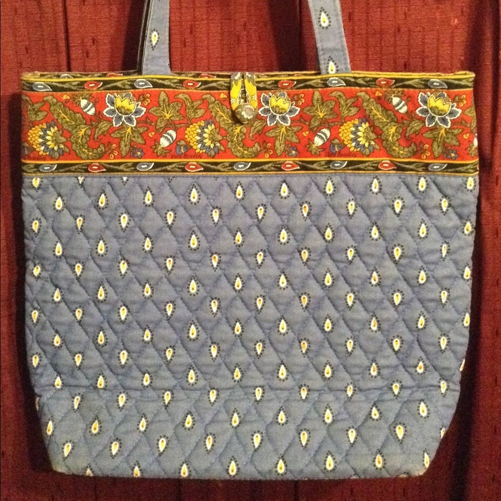 Vera Bradley quilted purse
